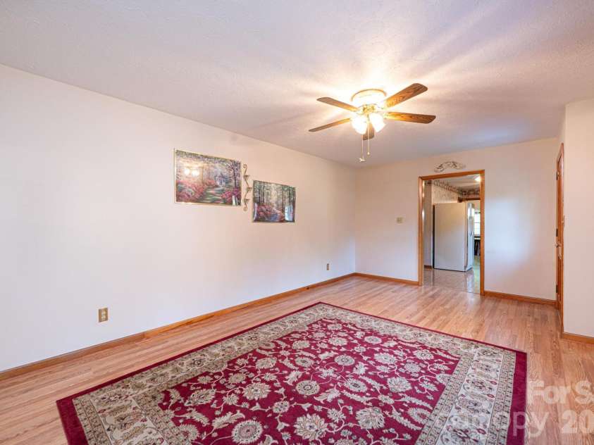 119 Foothill Drive, Lenoir, NC 28645.  MLS# CAR4396649, YatesRealty ID 33533. 