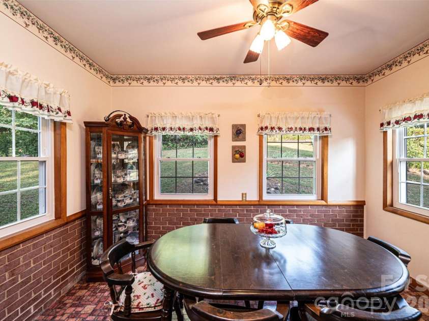 119 Foothill Drive, Lenoir, NC 28645.  MLS# CAR4396649, YatesRealty ID 33533. 