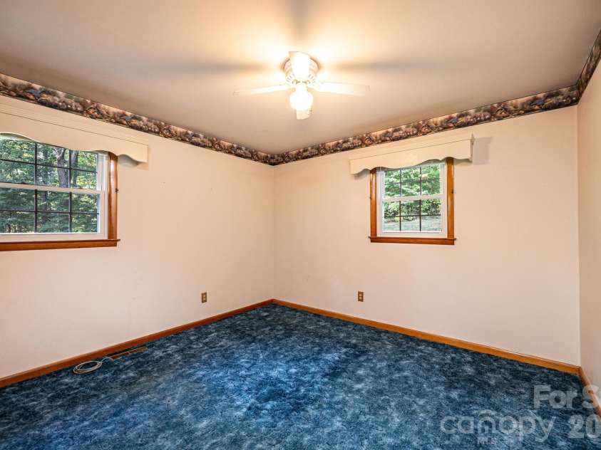 119 Foothill Drive, Lenoir, NC 28645.  MLS# CAR4396649, YatesRealty ID 33533. 