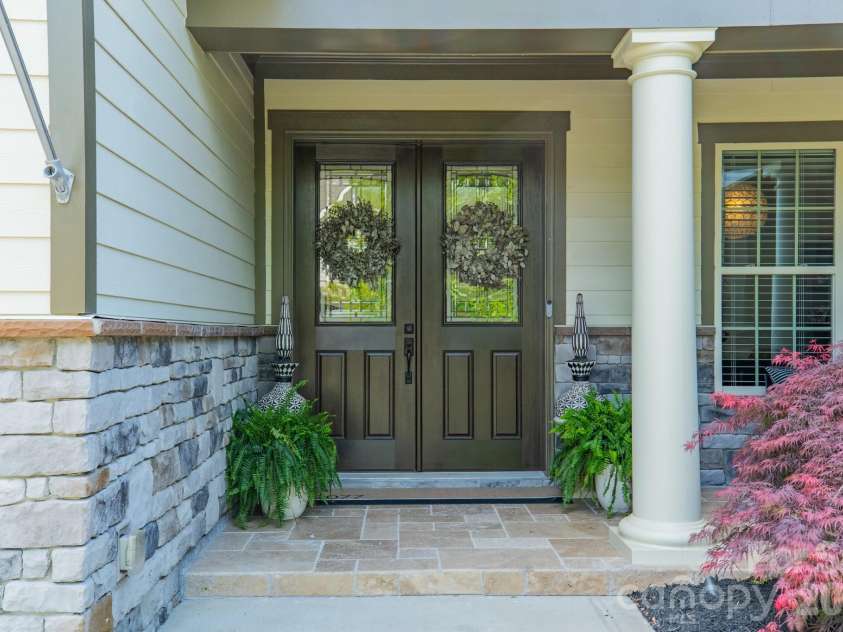 2077 Tatton Hall Road, Fort Mill, SC 29715.  MLS# CAR4369872, YatesRealty ID 33534. 