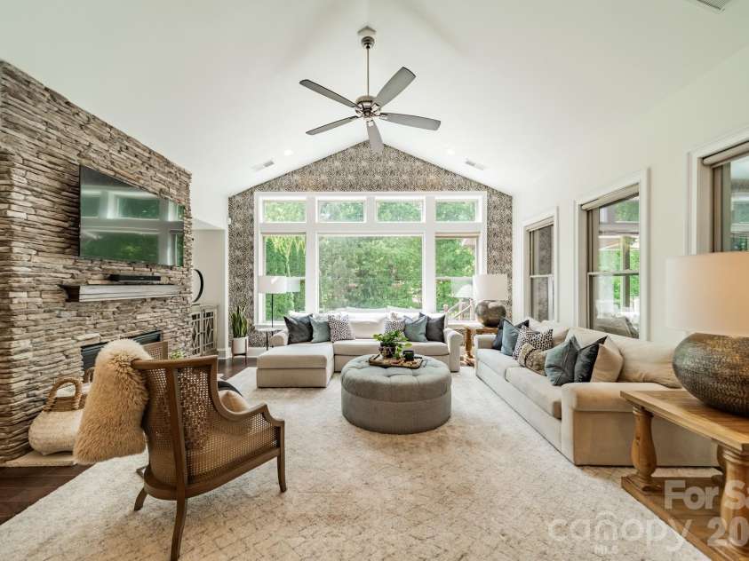 2077 Tatton Hall Road, Fort Mill, SC 29715.  MLS# CAR4369872, YatesRealty ID 33534. 