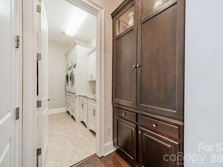 2077 Tatton Hall Road, Fort Mill, SC 29715.  MLS# CAR4369872, YatesRealty ID 33534. 