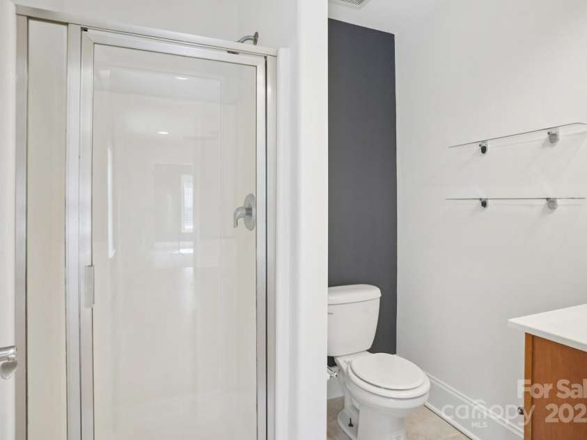 3351 Keady Mill Loop, Kannapolis, NC 28081.  MLS# CAR4268717, YatesRealty ID 33534. Second Living Quarters Bath