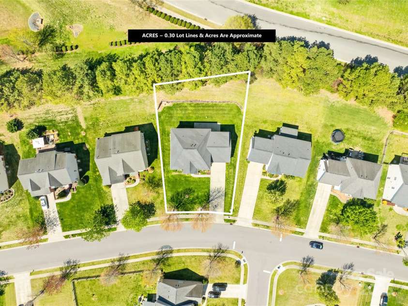 5710 Underwood Avenue, Charlotte, NC 28213.  MLS# CAR4253817, YatesRealty ID 33535. 