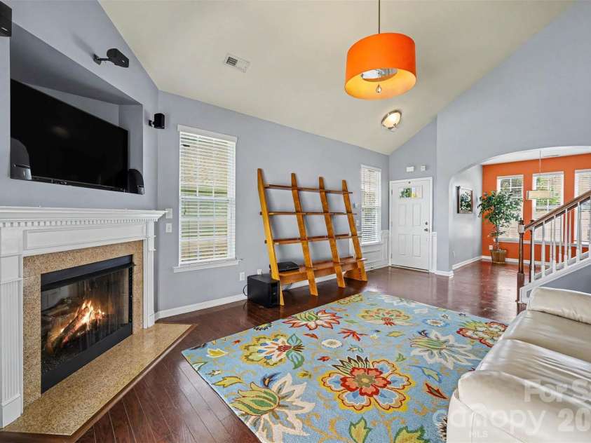 717 River Park Road, Belmont, NC 28012.  MLS# CAR4385377, YatesRealty ID 33535. Gas fireplace