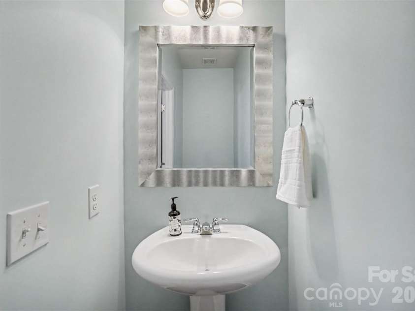 717 River Park Road, Belmont, NC 28012.  MLS# CAR4385377, YatesRealty ID 33535. Powder room