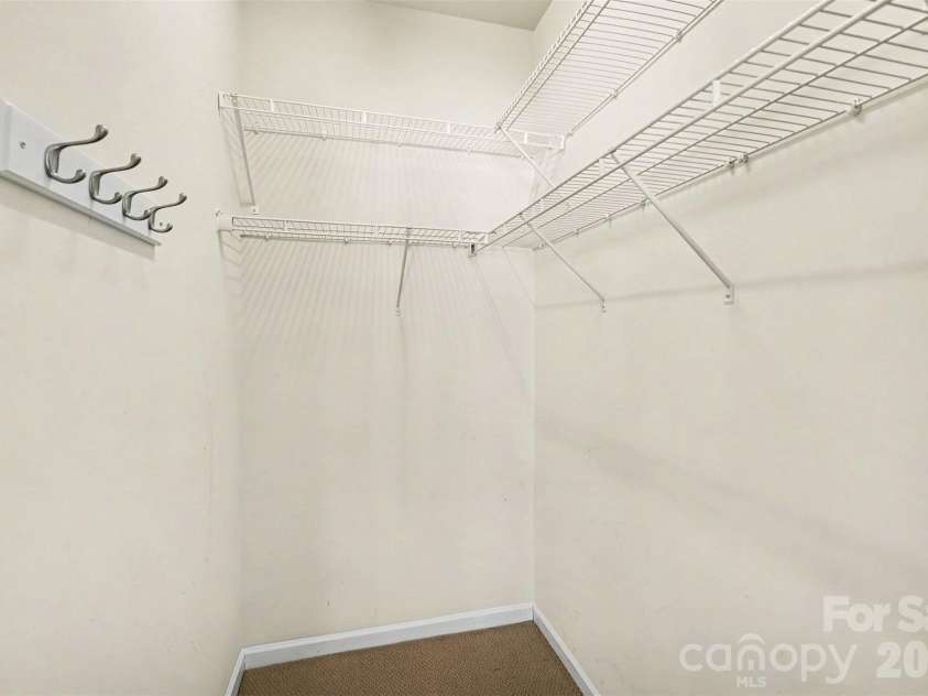 717 River Park Road, Belmont, NC 28012.  MLS# CAR4385377, YatesRealty ID 33535. Walk in closet