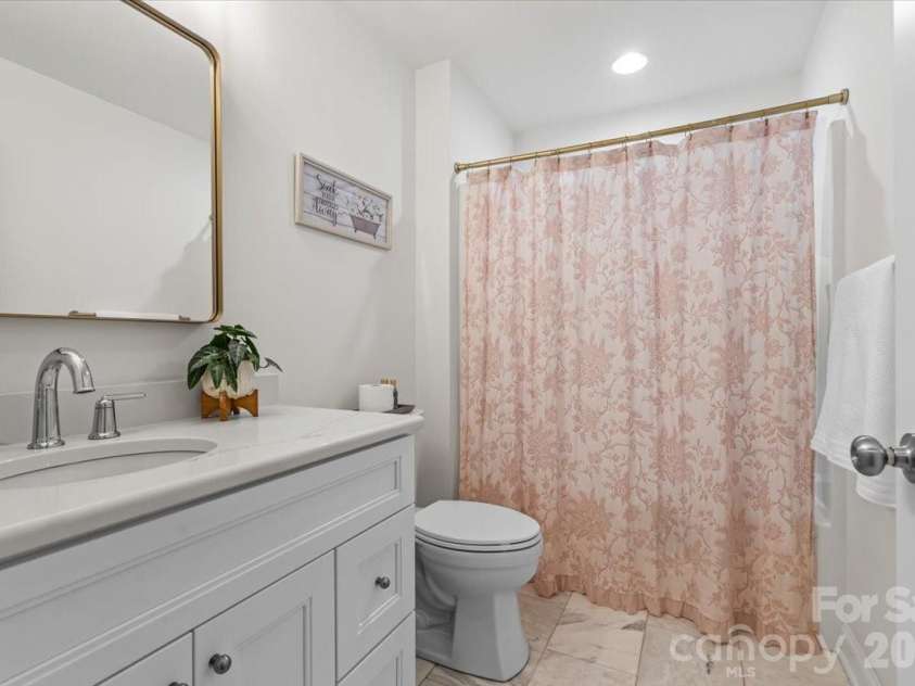 298 Kerr Street, Concord, NC 28025.  MLS# CAR4386178, YatesRealty ID 33536. Secondary Bathroom