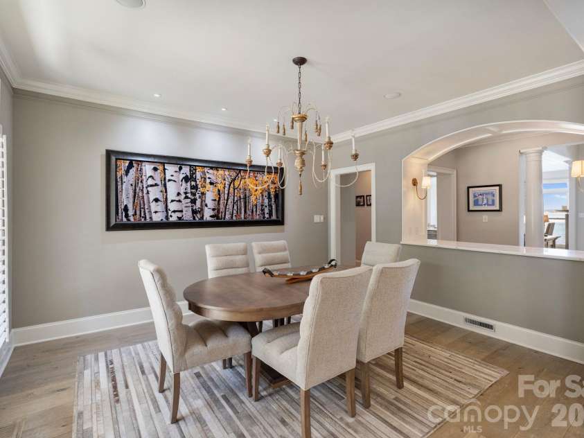 19300 Mary Ardrey Circle, Cornelius, NC 28031.  MLS# CAR4387769, YatesRealty ID 33538. 
