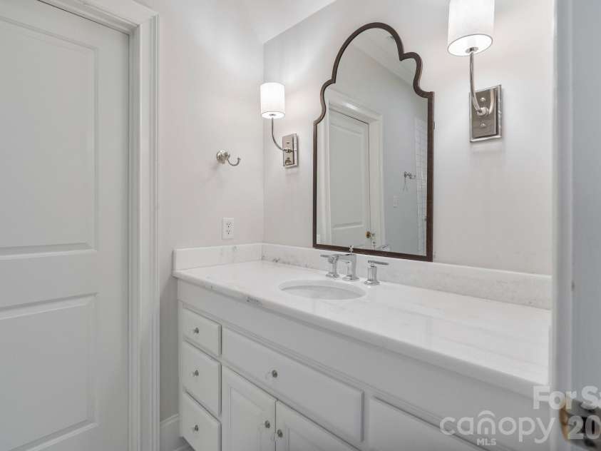 19300 Mary Ardrey Circle, Cornelius, NC 28031.  MLS# CAR4387769, YatesRealty ID 33538. 