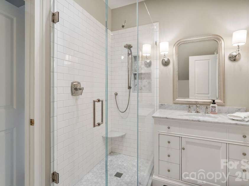 19300 Mary Ardrey Circle, Cornelius, NC 28031.  MLS# CAR4387769, YatesRealty ID 33538. 