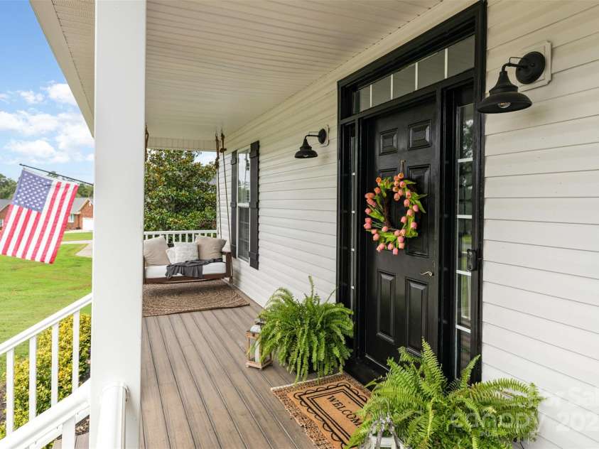 734 Hathcock Glen Drive, Oakboro, NC 28129.  MLS# CAR4294683, YatesRealty ID 33538. 