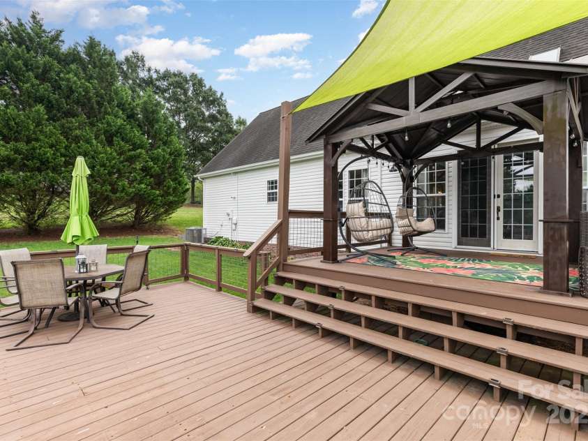 734 Hathcock Glen Drive, Oakboro, NC 28129.  MLS# CAR4294683, YatesRealty ID 33538. 