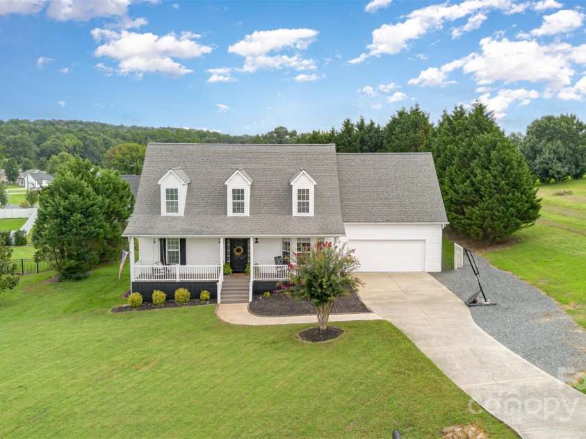 734 Hathcock Glen Drive, Oakboro, NC 28129.  MLS# CAR4294683, YatesRealty ID 33538. 