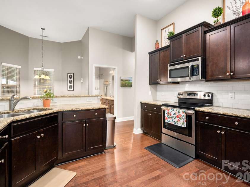 12411 Pine Terrace Court, Charlotte, NC 28273.  MLS# CAR4394255, YatesRealty ID 33539. 