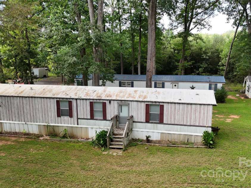 145 NATHANIEL Lane, Kannapolis, NC 28081.  MLS# CAR4294340, YatesRealty ID 33539. 