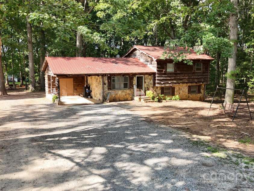 145 NATHANIEL Lane, Kannapolis, NC 28081.  MLS# CAR4294340, YatesRealty ID 33539. Primary home 