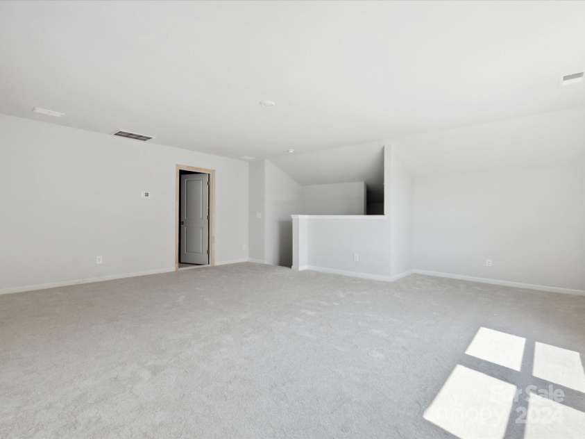 1035 Bull Dog Lane, Wingate, NC 28174.  MLS# CAR4163234, YatesRealty ID 3354. Loft