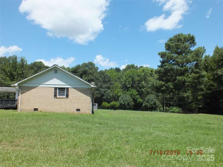 1453 Old Landsford Road, Lancaster, SC 29720.  MLS# CAR4283394, YatesRealty ID 3354. 
