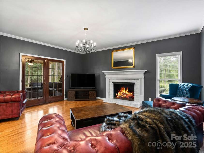 226 Longleaf Road, Spartanburg, SC 29301.  MLS# CAR4294768, YatesRealty ID 33540. 