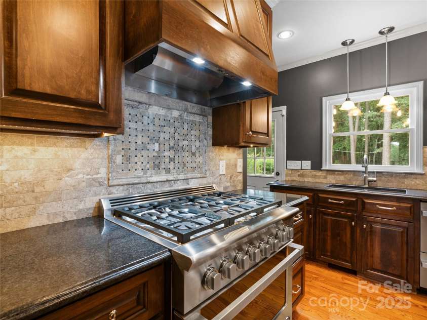 226 Longleaf Road, Spartanburg, SC 29301.  MLS# CAR4294768, YatesRealty ID 33540. 