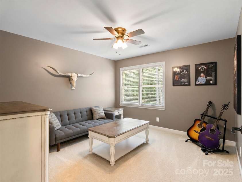 226 Longleaf Road, Spartanburg, SC 29301.  MLS# CAR4294768, YatesRealty ID 33540. 