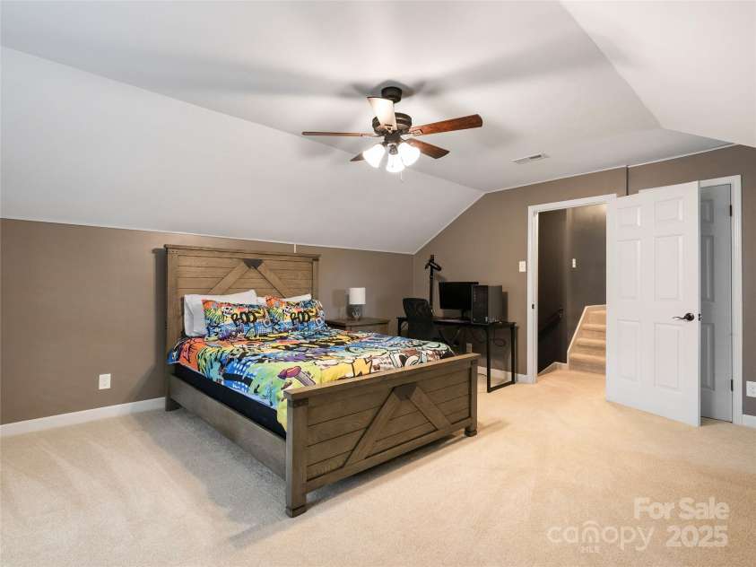 226 Longleaf Road, Spartanburg, SC 29301.  MLS# CAR4294768, YatesRealty ID 33540. 