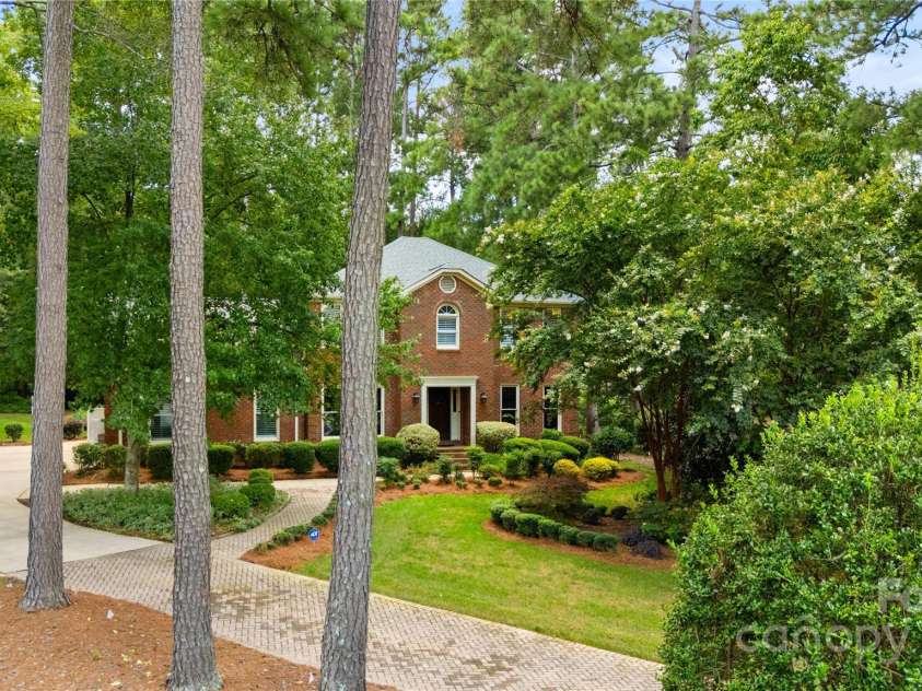 226 Longleaf Road, Spartanburg, SC 29301.  MLS# CAR4294768, YatesRealty ID 33540. 