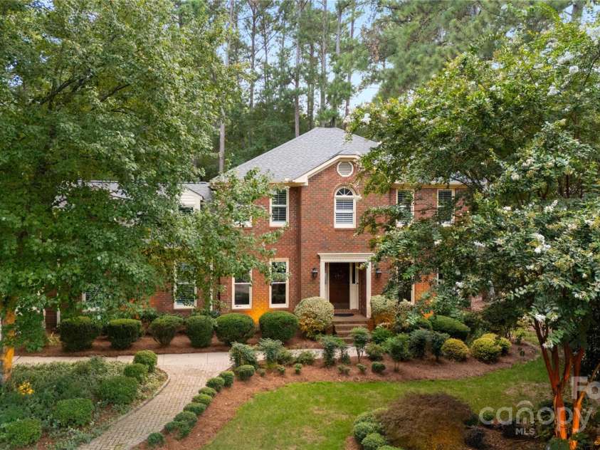 226 Longleaf Road, Spartanburg, SC 29301.  MLS# CAR4294768, YatesRealty ID 33540. 