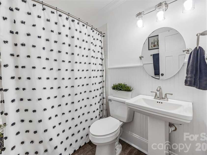 2448 Morton Street, Charlotte, NC 28208.  MLS# CAR4394147, YatesRealty ID 33540. 