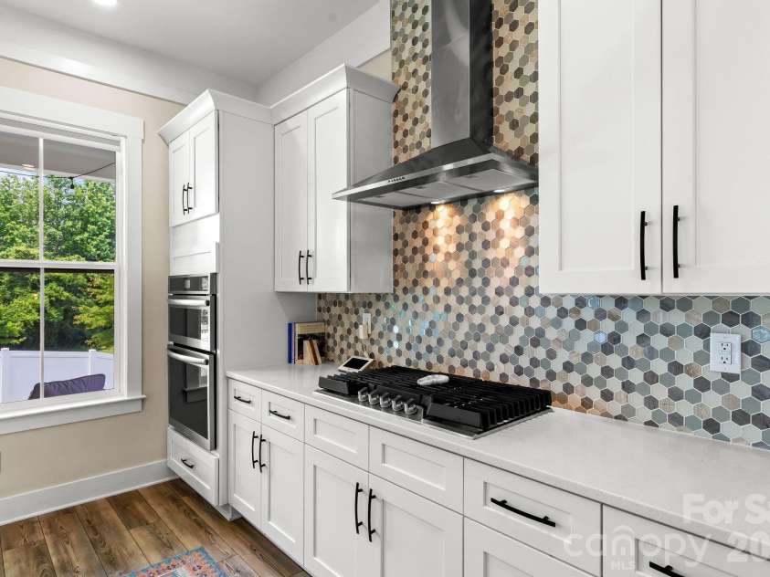 1002 Parkes Street, Matthews, NC 28105.  MLS# CAR4392484, YatesRealty ID 33541. 