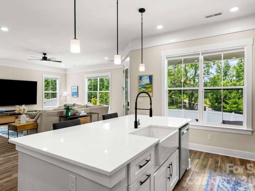 1002 Parkes Street, Matthews, NC 28105.  MLS# CAR4392484, YatesRealty ID 33541. 