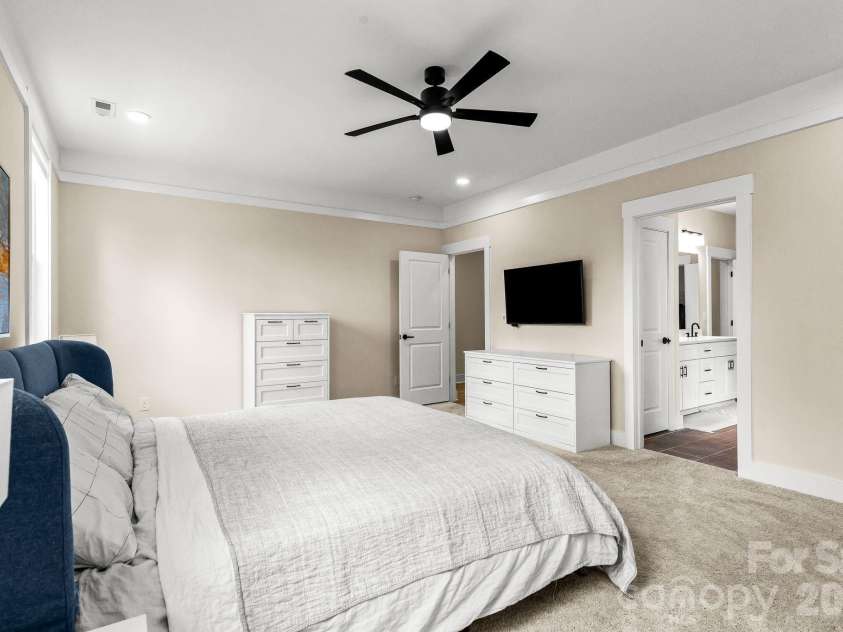 1002 Parkes Street, Matthews, NC 28105.  MLS# CAR4392484, YatesRealty ID 33541. 