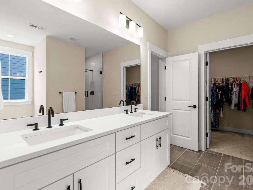 1002 Parkes Street, Matthews, NC 28105.  MLS# CAR4392484, YatesRealty ID 33541. 