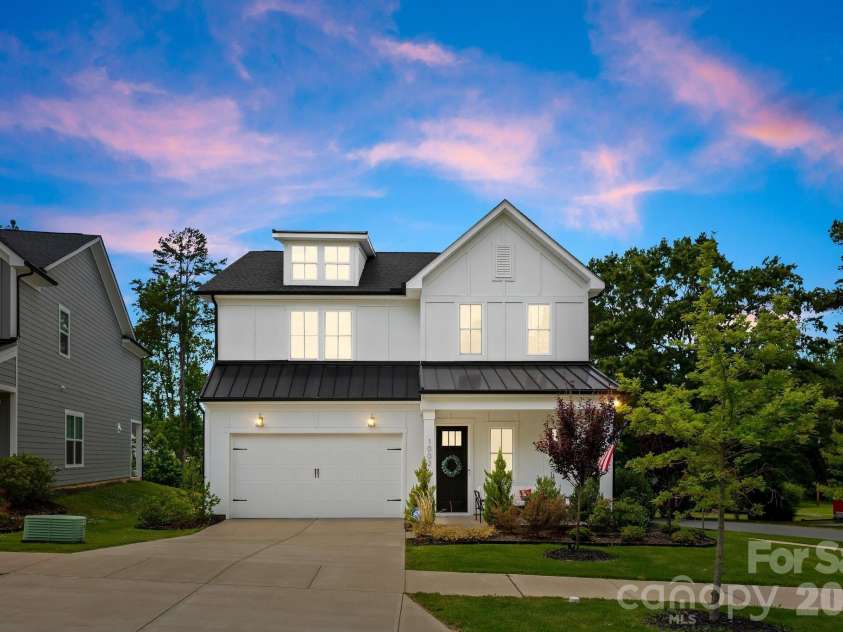 1002 Parkes Street, Matthews, NC 28105.  MLS# CAR4392484, YatesRealty ID 33541. 