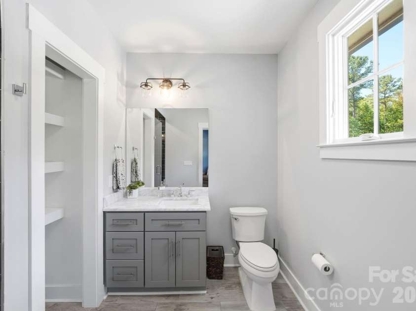 342 Kenway Loop, Mooresville, NC 28117.  MLS# CAR4393617, YatesRealty ID 33542. 