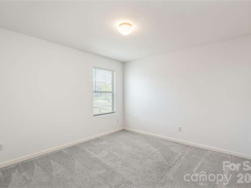 10131 Holly Park Drive, Charlotte, NC 28214.  MLS# CAR4390811, YatesRealty ID 33543. 
