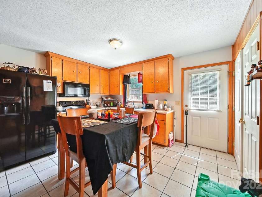 480 & 482 Car Farm Road, Lincolnton, NC 28092.  MLS# CAR4294854, YatesRealty ID 33545. 