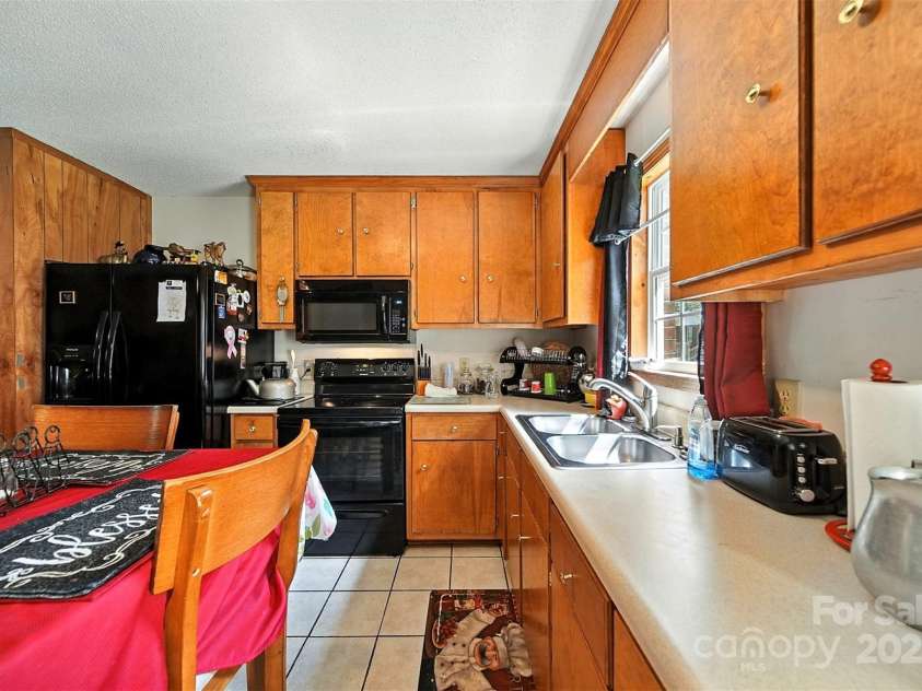 480 & 482 Car Farm Road, Lincolnton, NC 28092.  MLS# CAR4294854, YatesRealty ID 33545. 