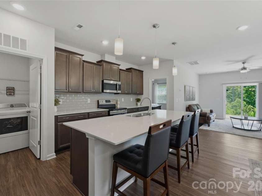 220 Eden Avenue, Mooresville, NC 28115.  MLS# CAR4395845, YatesRealty ID 33546. 