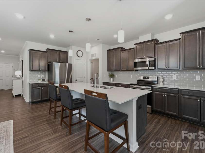 220 Eden Avenue, Mooresville, NC 28115.  MLS# CAR4395845, YatesRealty ID 33546. 