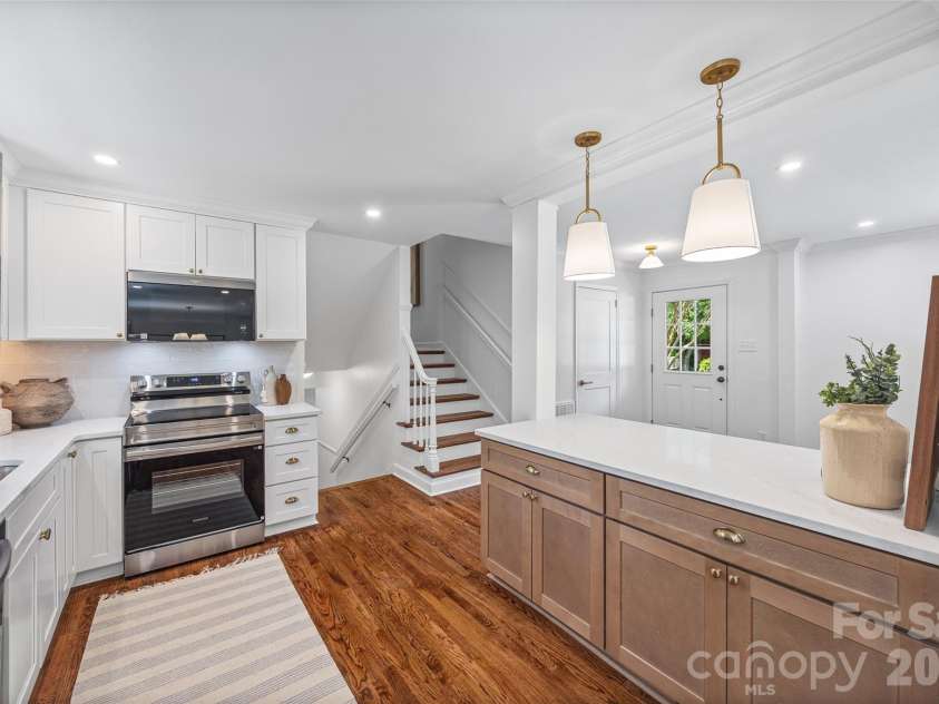 3130 Spring Valley Road, Charlotte, NC 28210.  MLS# CAR4394185, YatesRealty ID 33547. 