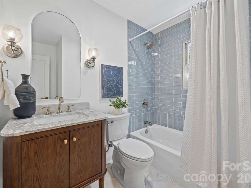3130 Spring Valley Road, Charlotte, NC 28210.  MLS# CAR4394185, YatesRealty ID 33547. 
