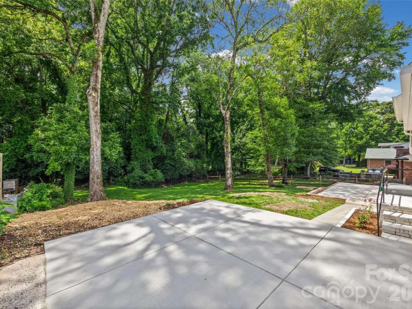 3130 Spring Valley Road, Charlotte, NC 28210.  MLS# CAR4394185, YatesRealty ID 33547. 