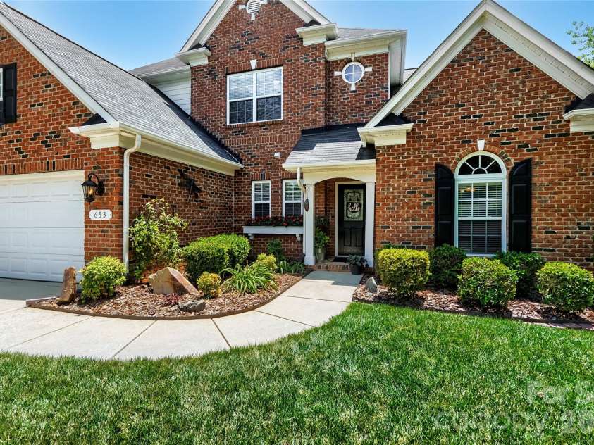 653 Lorain Avenue, Concord, NC 28027.  MLS# CAR4395412, YatesRealty ID 33548. 