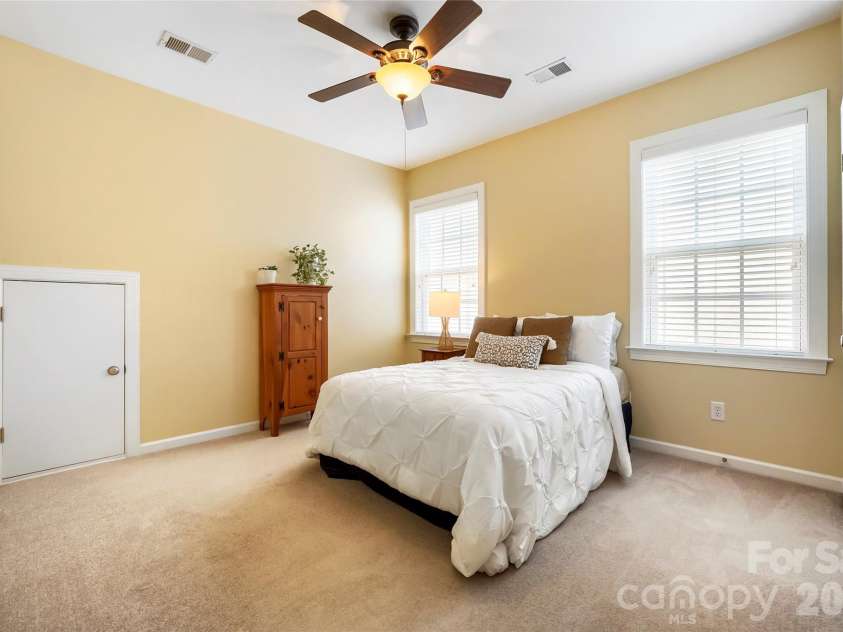 653 Lorain Avenue, Concord, NC 28027.  MLS# CAR4395412, YatesRealty ID 33548. 