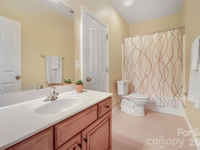 653 Lorain Avenue, Concord, NC 28027.  MLS# CAR4395412, YatesRealty ID 33548. 