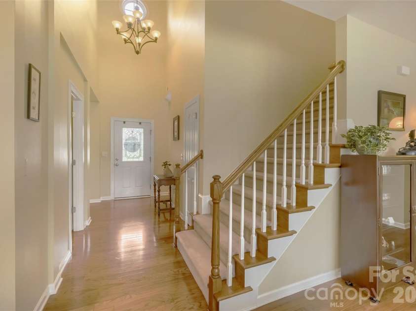 653 Lorain Avenue, Concord, NC 28027.  MLS# CAR4395412, YatesRealty ID 33548. Foyer