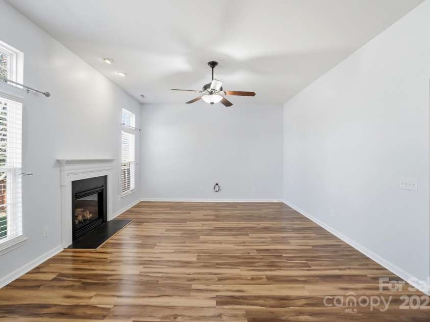 630 Springhouse Place, Clover, SC 29710.  MLS# CAR4278014, YatesRealty ID 3355. Living Room