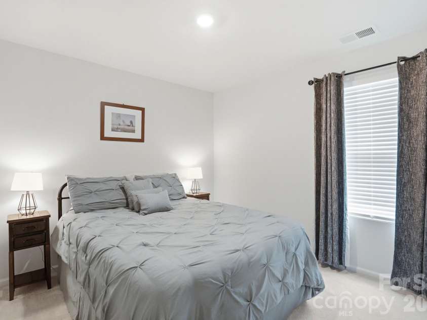 3140 Treyson Drive, Denver, NC 28037.  MLS# CAR4389998, YatesRealty ID 33550. 